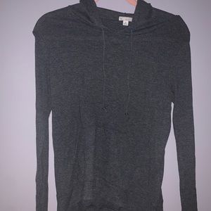 Gap pullover shirt~ size XS